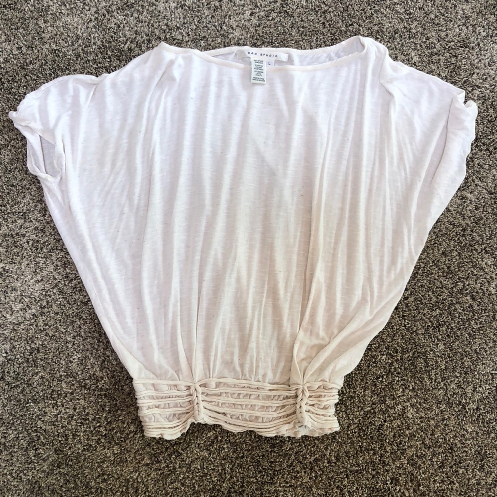 Oatmeal top. Size large